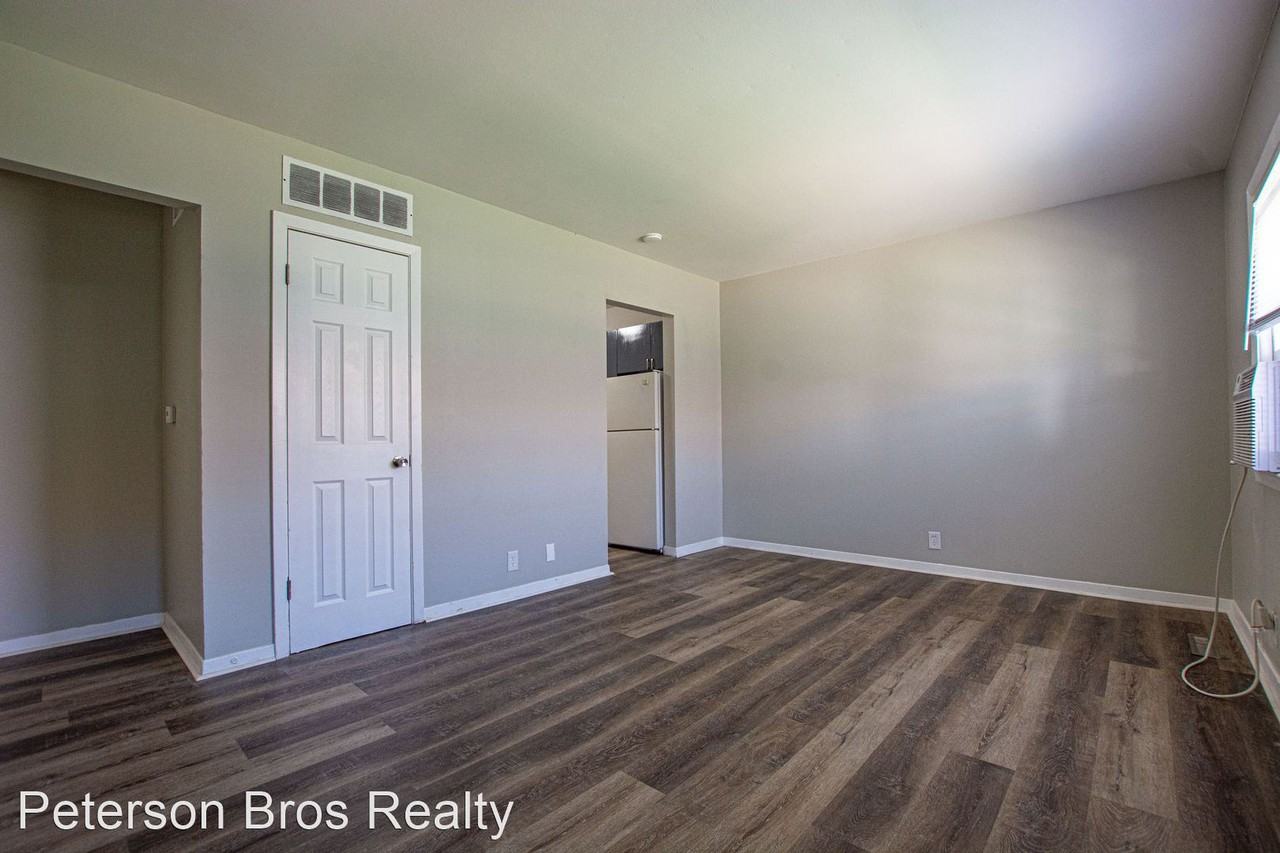 2449-2459 2nd Avenue - Photo 3 of 9
