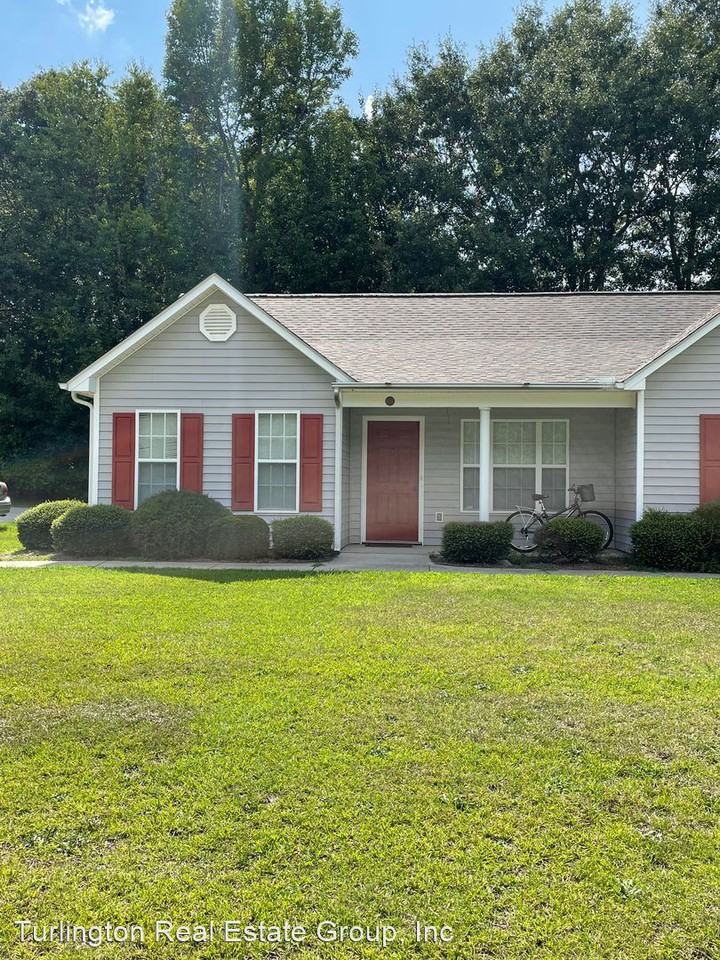 85 Coatsberry Village Ct Apartments in Coats, NC 27521 Zumper