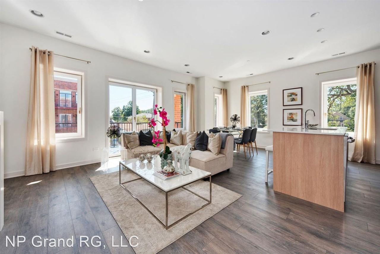 River Grove Station III Apartments 8465 8465 8471 W Grand Ave