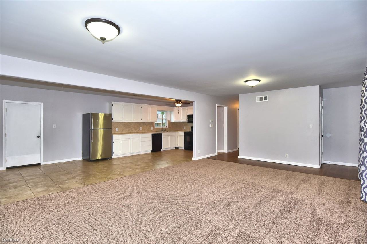 711 E Karma Ave - Photo 3 of 10