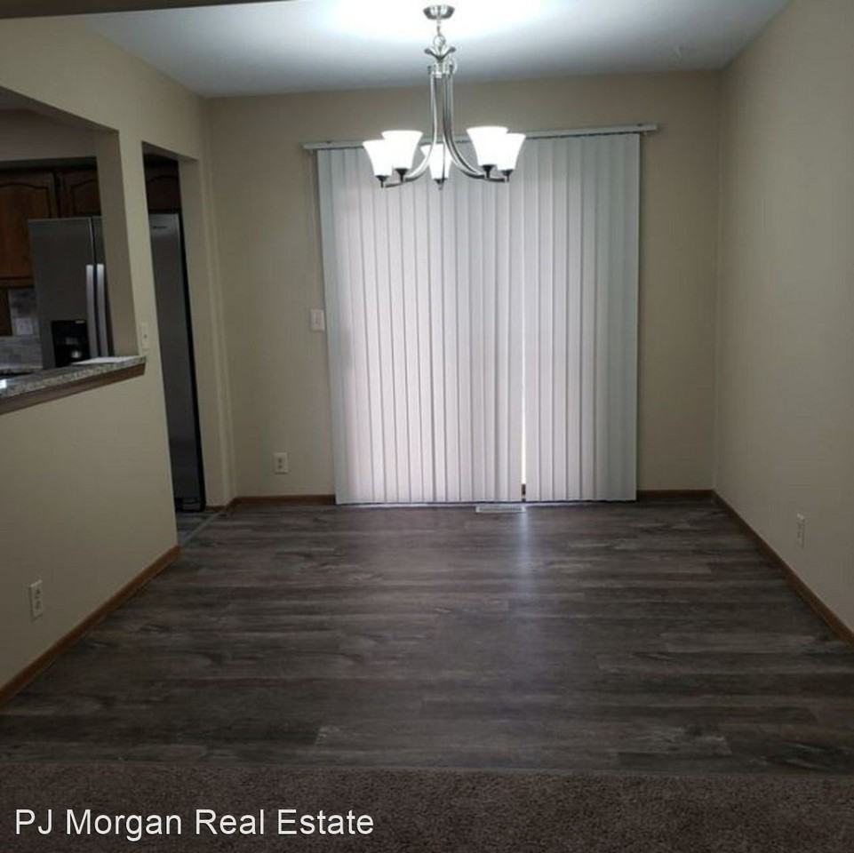 11039 Washington St - Photo 3 of 10