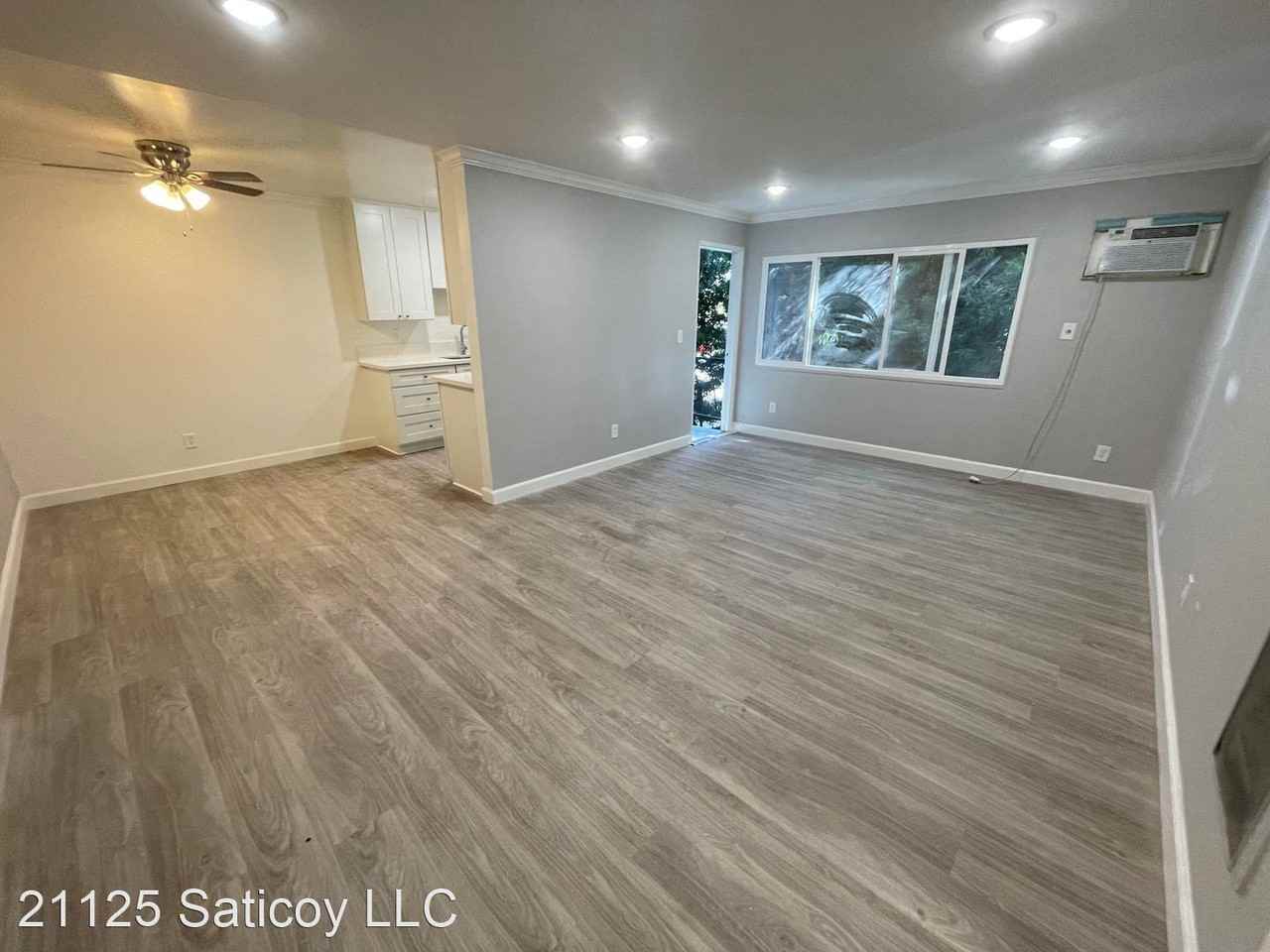 21125 Saticoy St - Photo 3 of 15