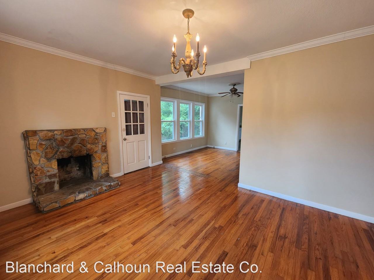 2361 Redwood Dr - Photo 2 of 18