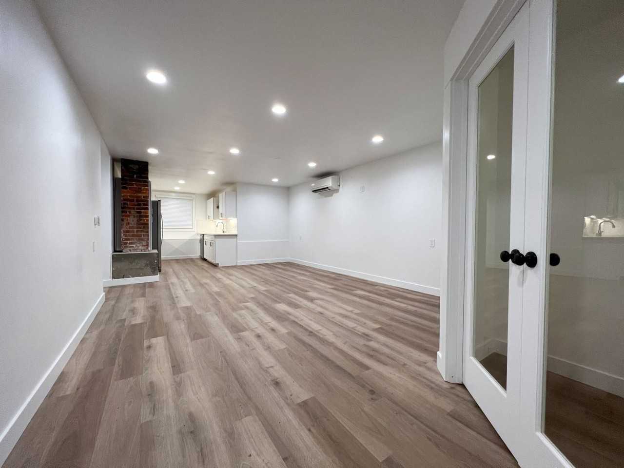 1318 - 1320 F Street - Photo 3 of 18