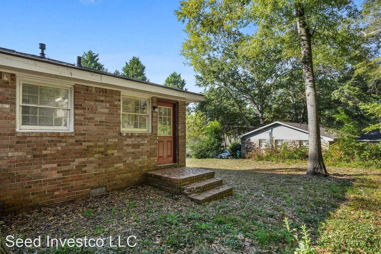 2538 & 2540 Joe Jerkins Boulevard - Photo 3 of 25