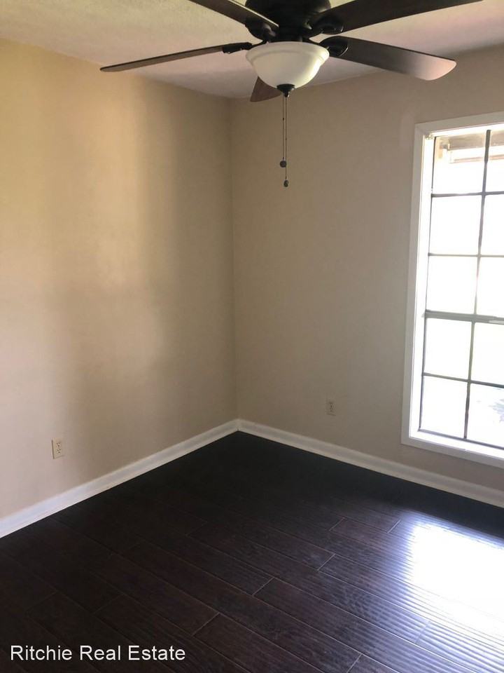 409 Terra Ave - Photo 2 of 9