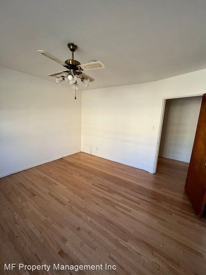 1033 S. Bedford St. - Photo 3 of 10