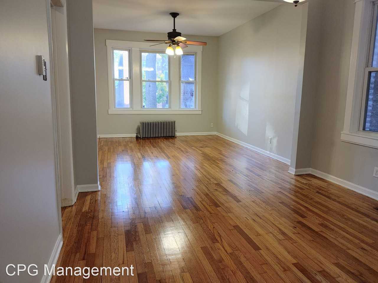 5147 W Cullom - Photo 2 of 10