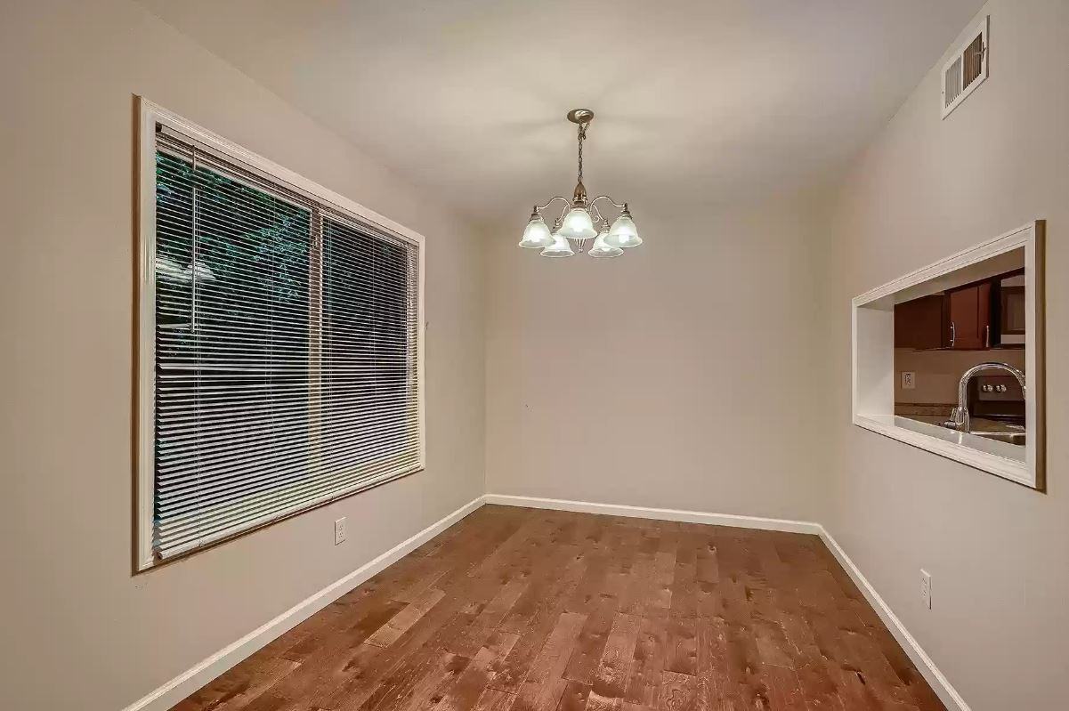 831 Seasons Pkwy #831 - Photo 5 of 15