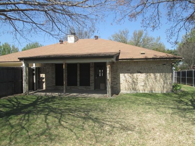 912 Francis St - Photo 2 of 2