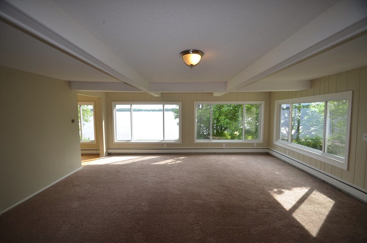 21479 Iverson Ave N - Photo 3 of 9