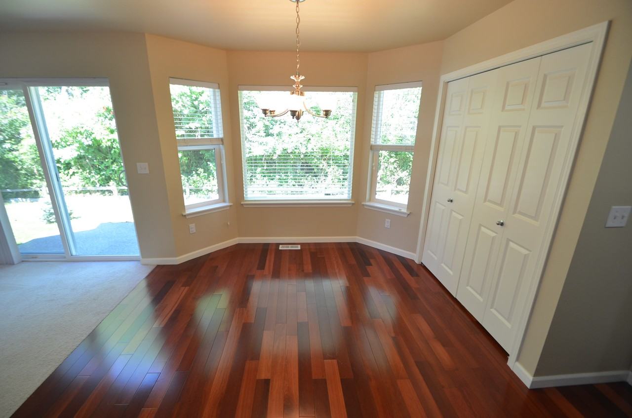 10112 21st Ave W - Photo 3 of 11