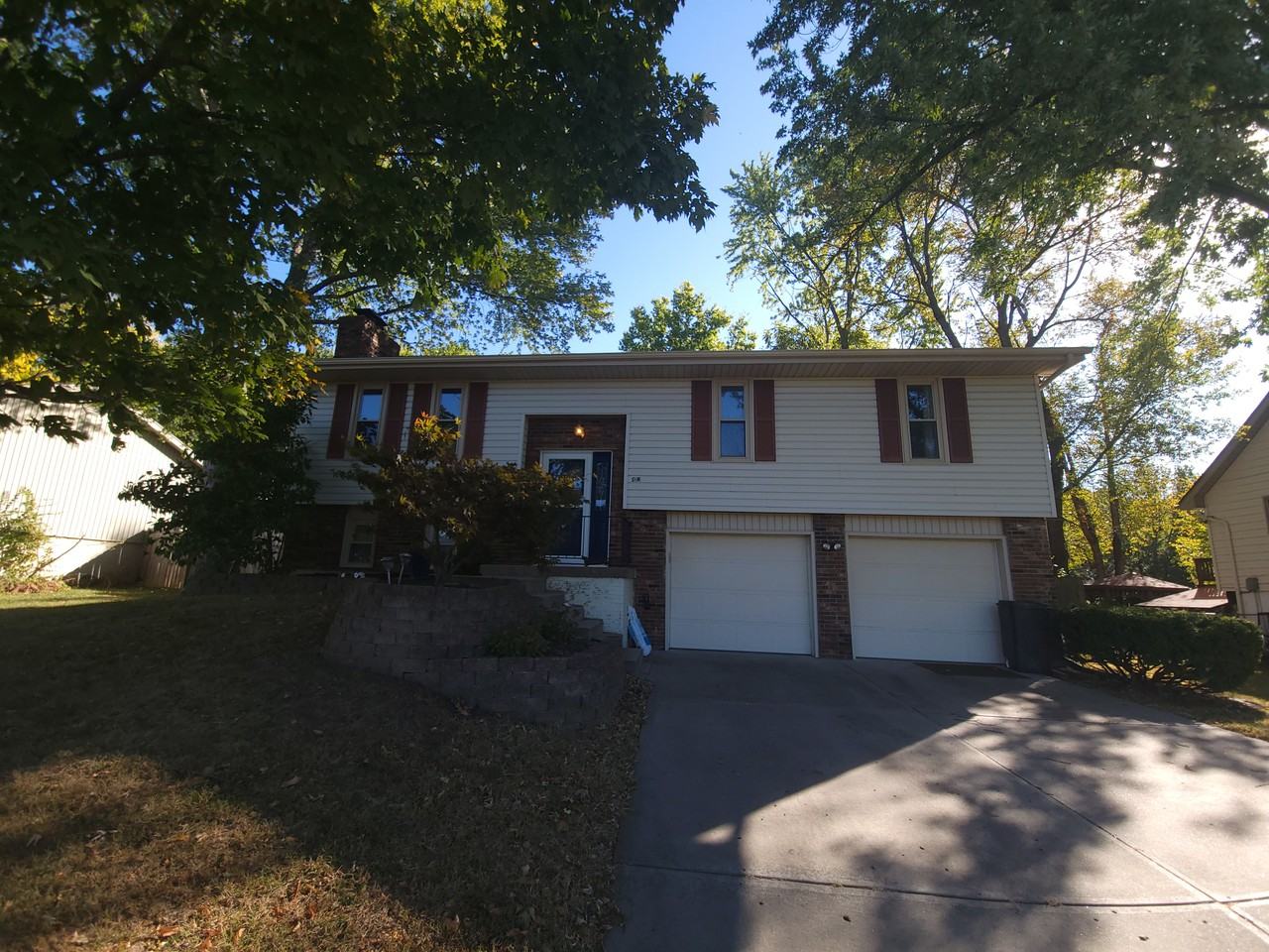 8013 N Congress Ave - Photo 3 of 27