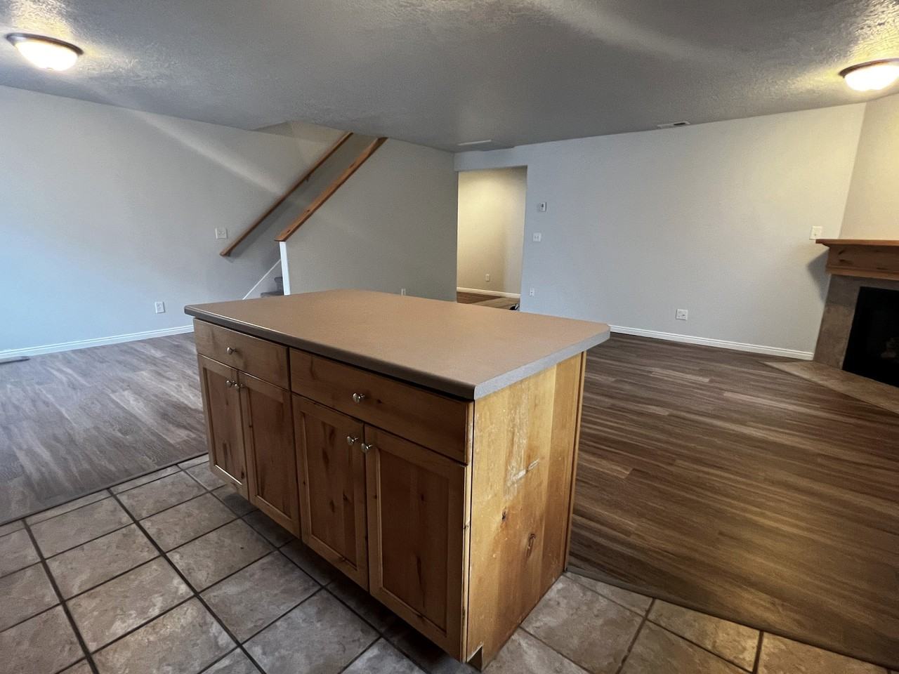 336 Durocher Ln - Photo 5 of 25