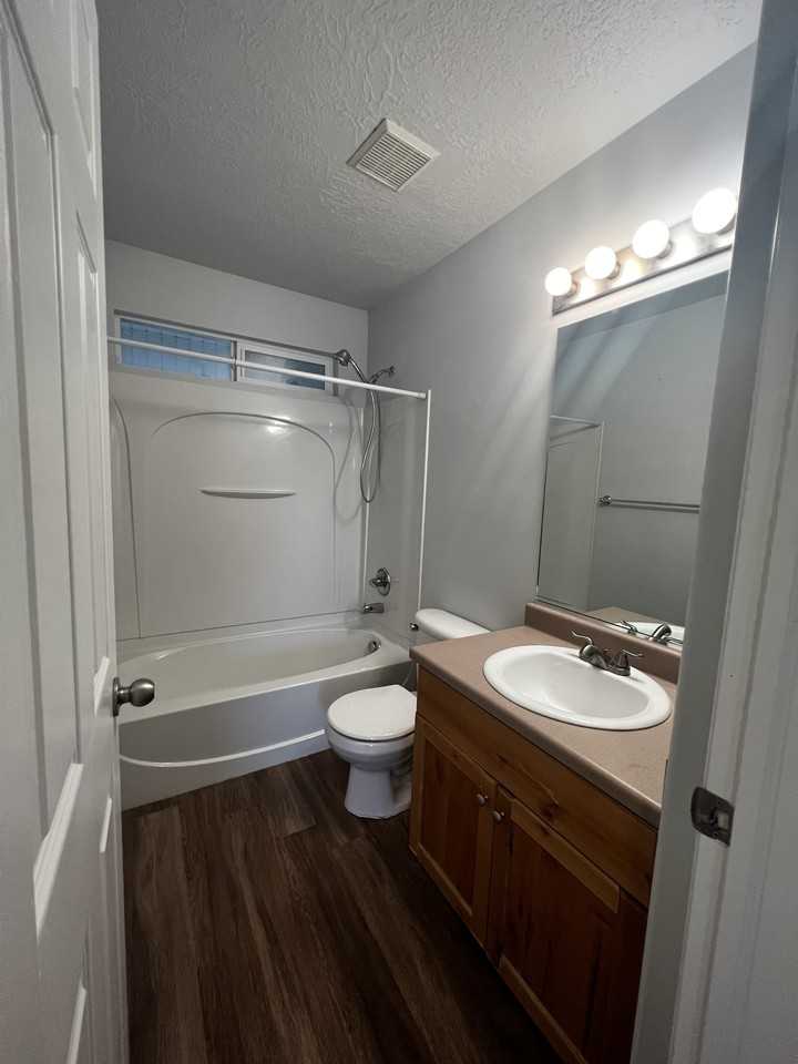 336 Durocher Ln - Photo 7 of 25
