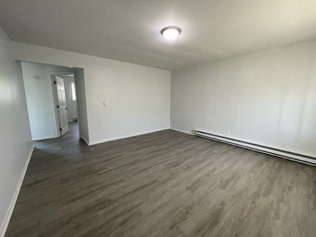 113 Harbor Dr - Photo 2 of 9