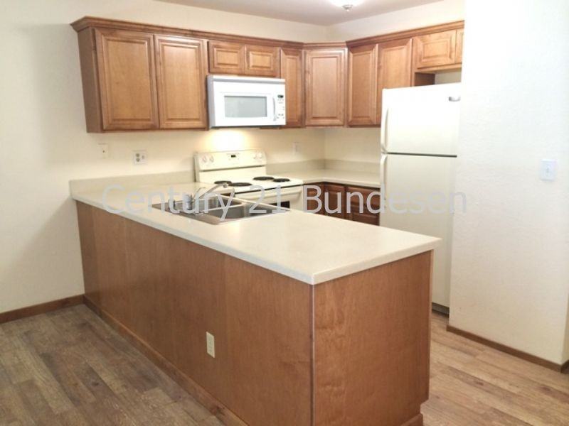 83 Creek Ct - Photo 3 of 12