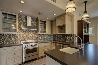 959 South Ash Avenue - Photo 2 of 17