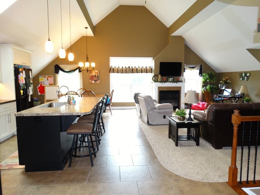 316 Deerfield Dr - Photo 2 of 25