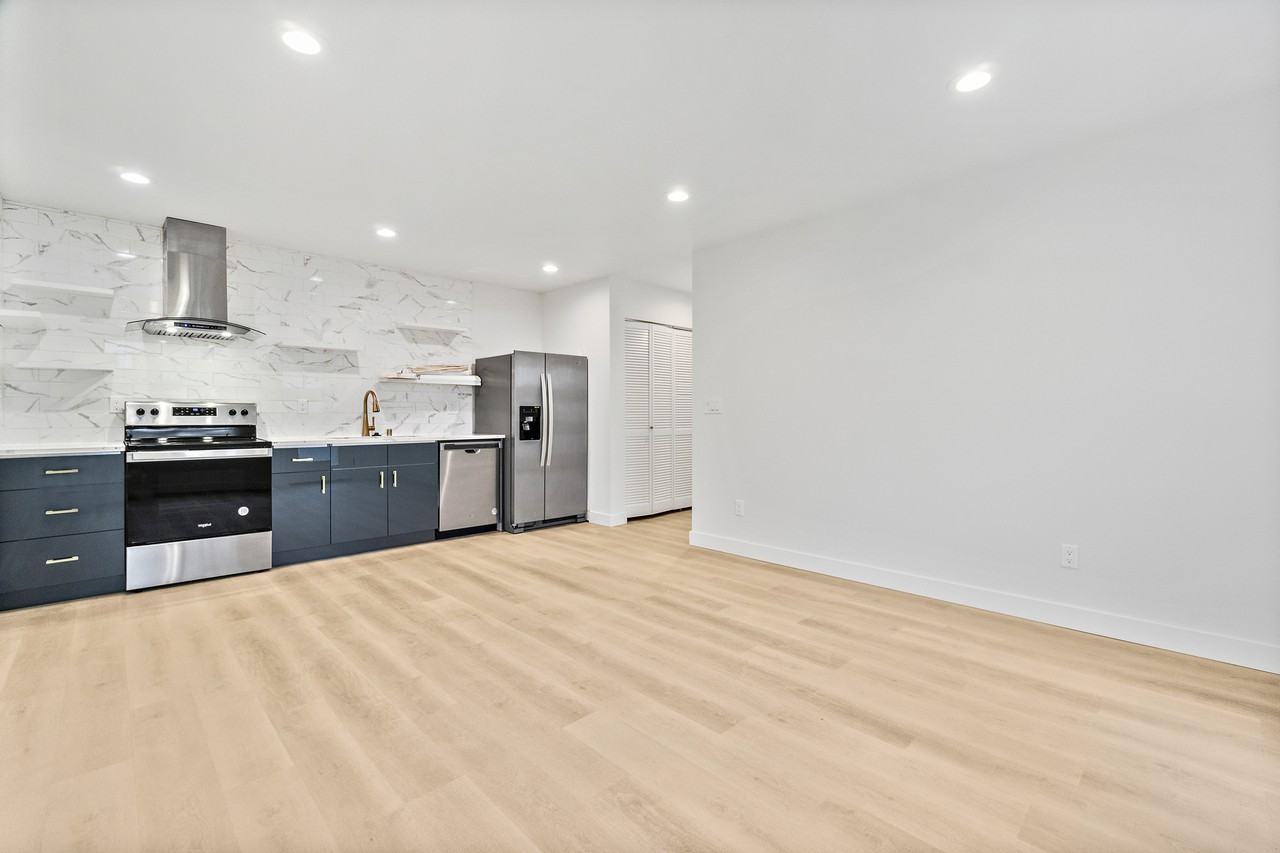 9742 Waters Ave S #DADU - Photo 2 of 18