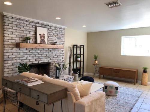 18408 E Kirkwall Rd #C - Photo 3 of 12