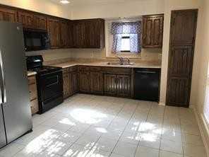 3104 Timber Ridge Pt - Photo 3 of 12