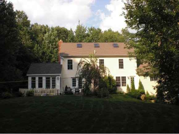 502 Wallace Rd - Photo 2 of 20