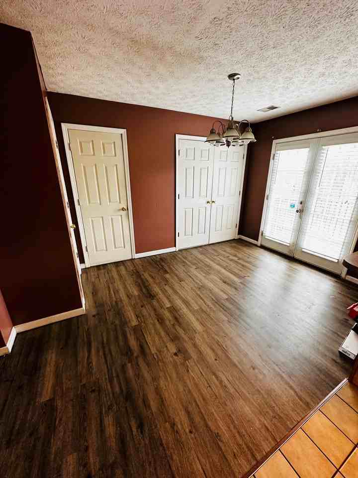 3686 Laredo Dr - Photo 2 of 11