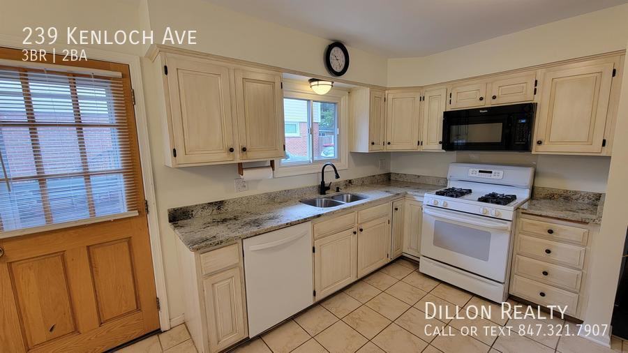 239 Kenloch Ave #1 - Photo 3 of 10