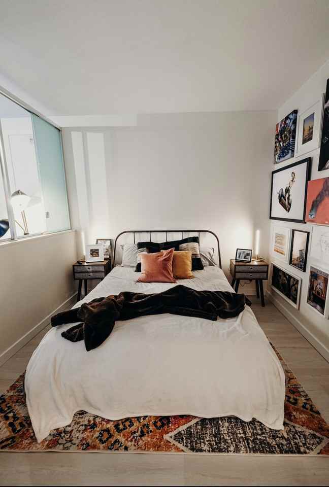 1249 Granville Street #502 - Photo 2 of 8