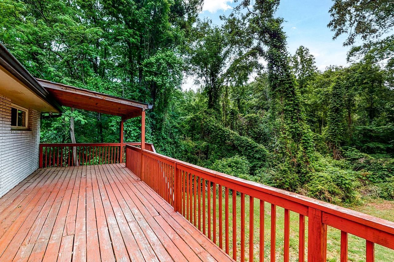 Flat Shoals Pkwy - Photo 7 of 33