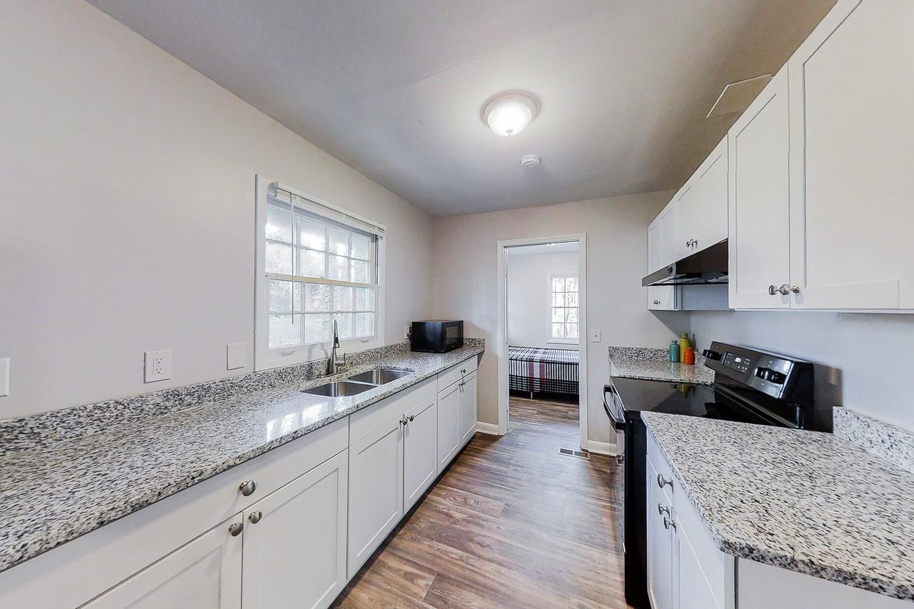 S Indian Creek Dr - Photo 5 of 9