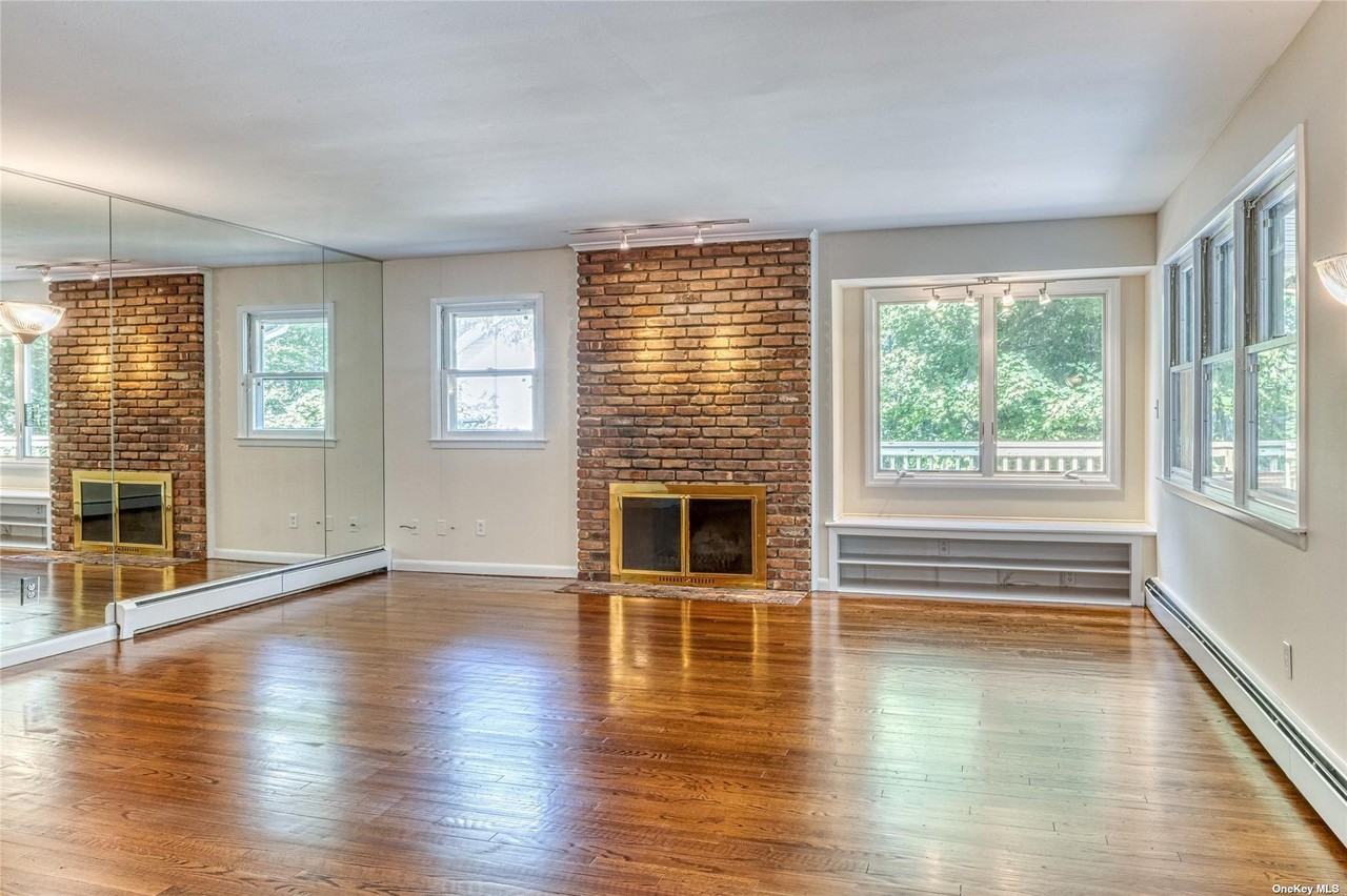 23 Overton Ave - Photo 3 of 26