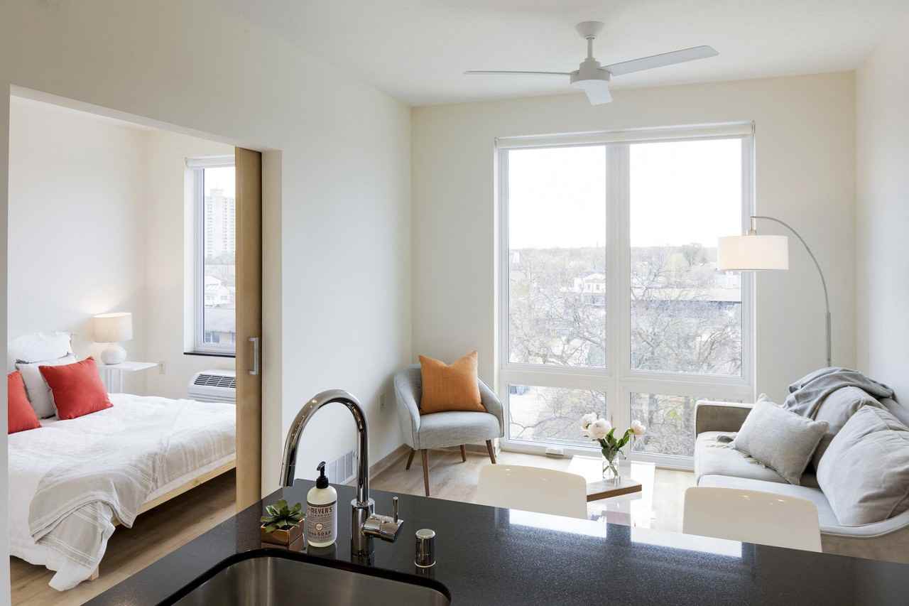 Lyndy Apartments - Photo 2 of 15