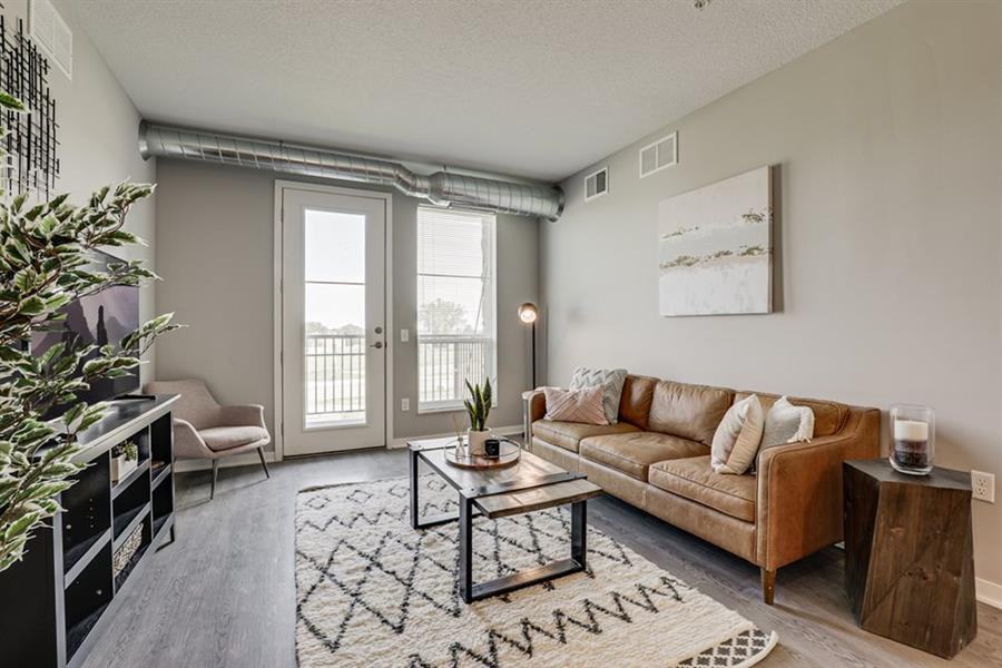 Maven Apartments - Photo 4 of 36