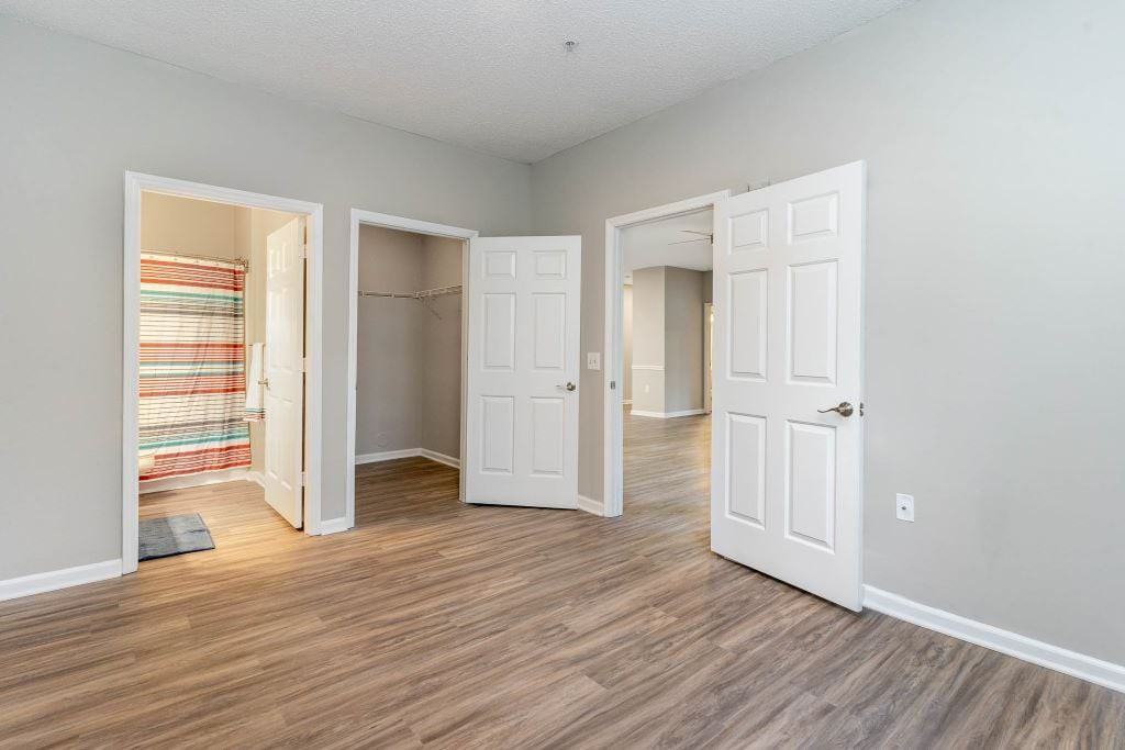 The Willow - Photo 7 of 44