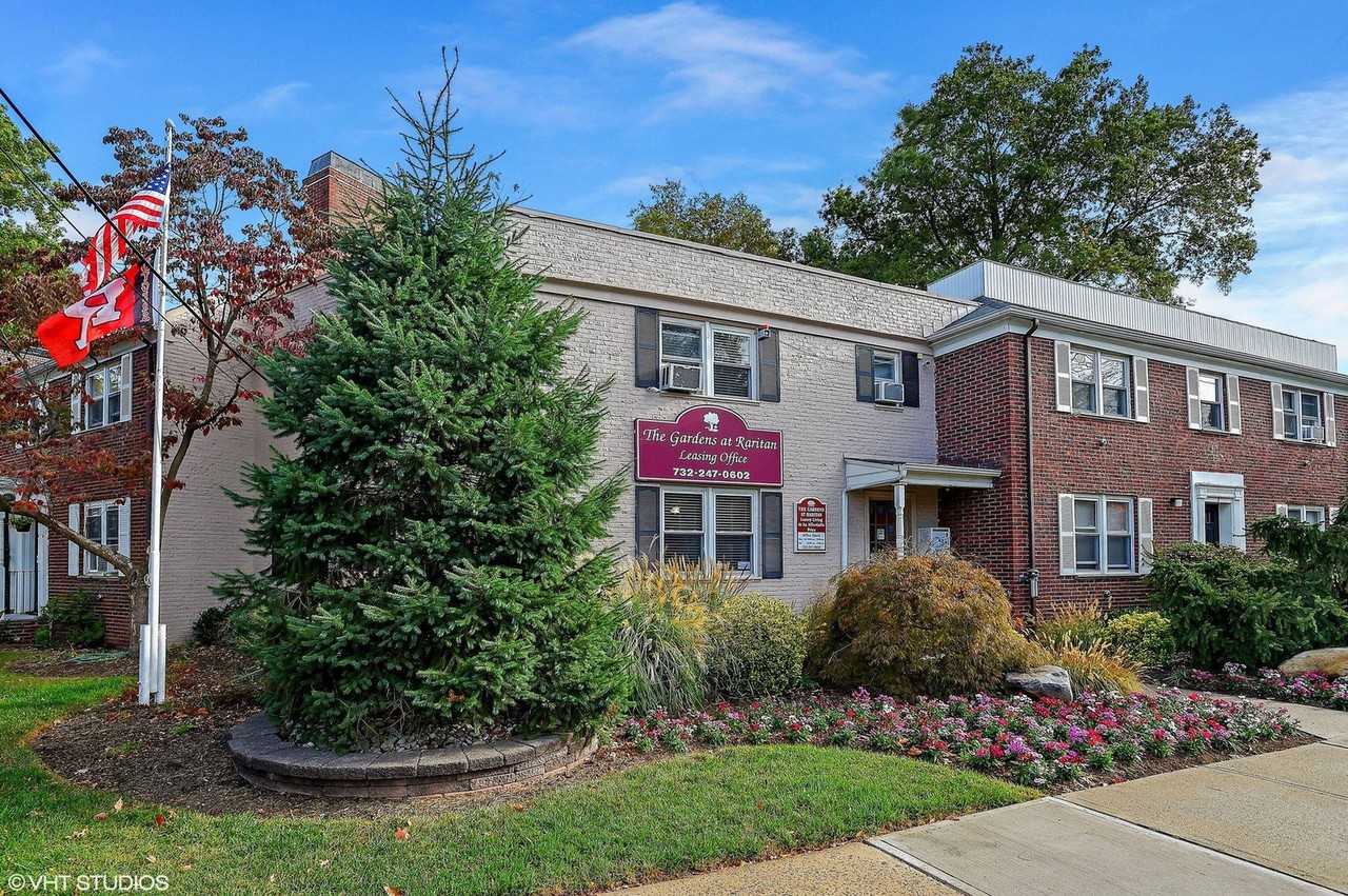 Gardens At Raritan - Photo 3 of 38