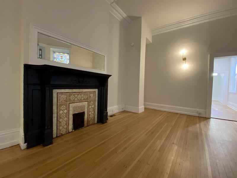 2037 Spring Garden St - Photo 3 of 20