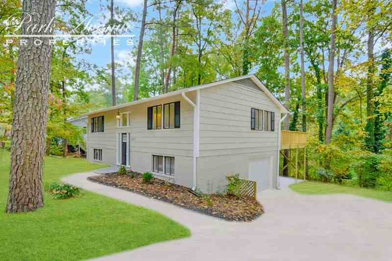 7812 Haymarket Ln - Photo 2 of 28