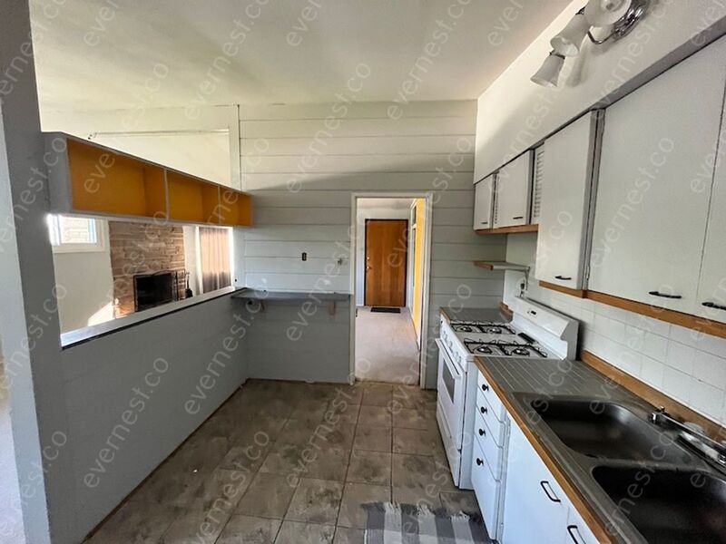 913 Volz Dr - Photo 3 of 20