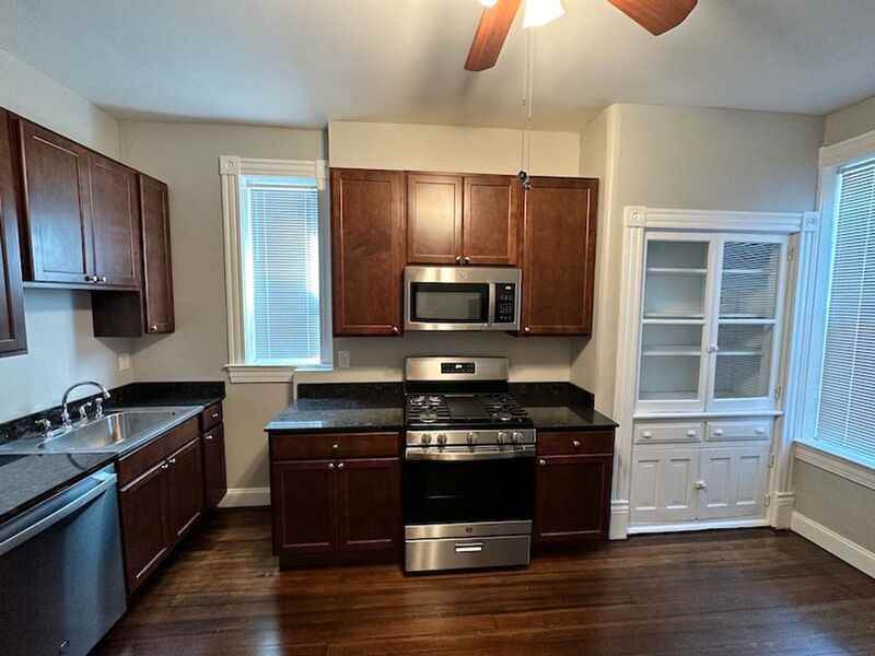 3535 Utah St - Photo 2 of 16