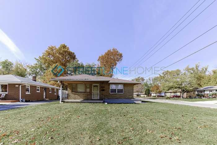 3950 N Irvington Ave - Photo 3 of 16