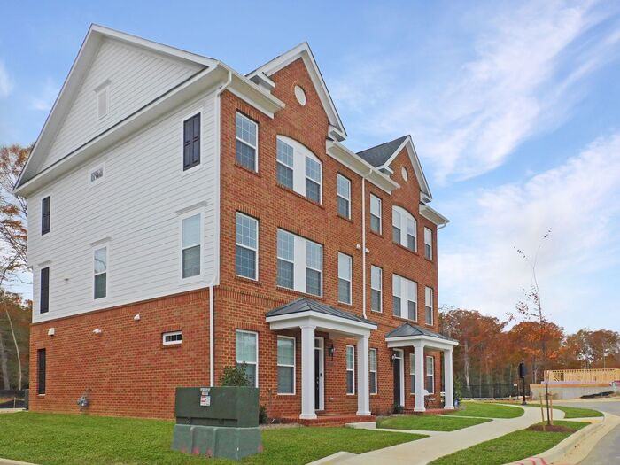 286 Buckeye Cir - Photo 3 of 33