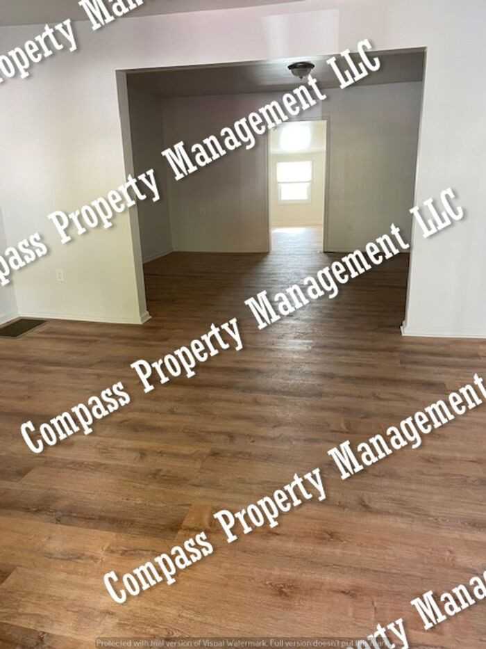 334 Main St - Photo 3 of 16