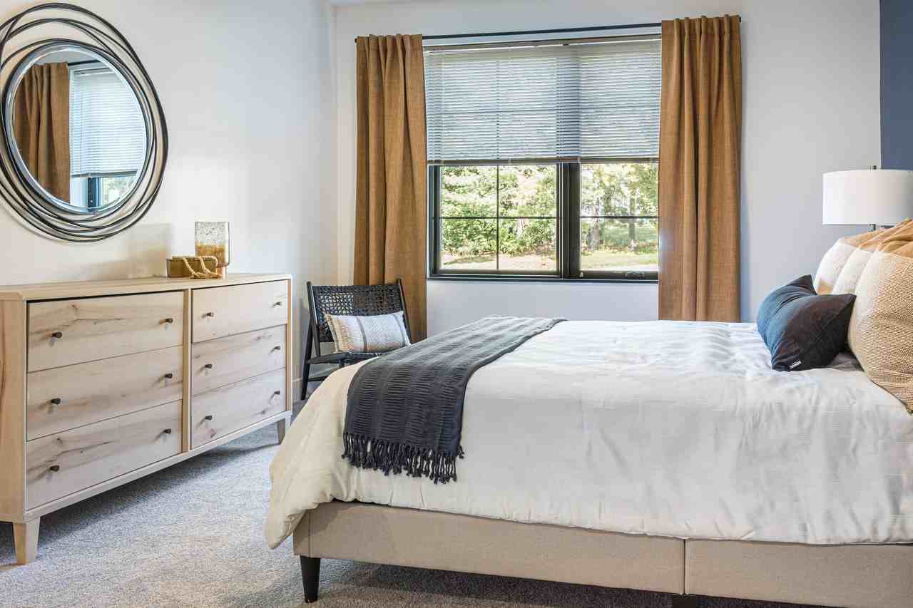 Fulton Landing - Photo 3 of 33