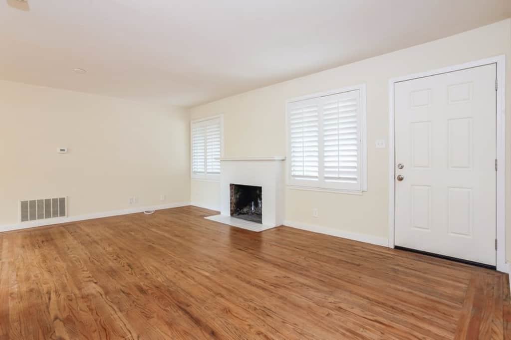 1501 Clay St - Photo 2 of 20