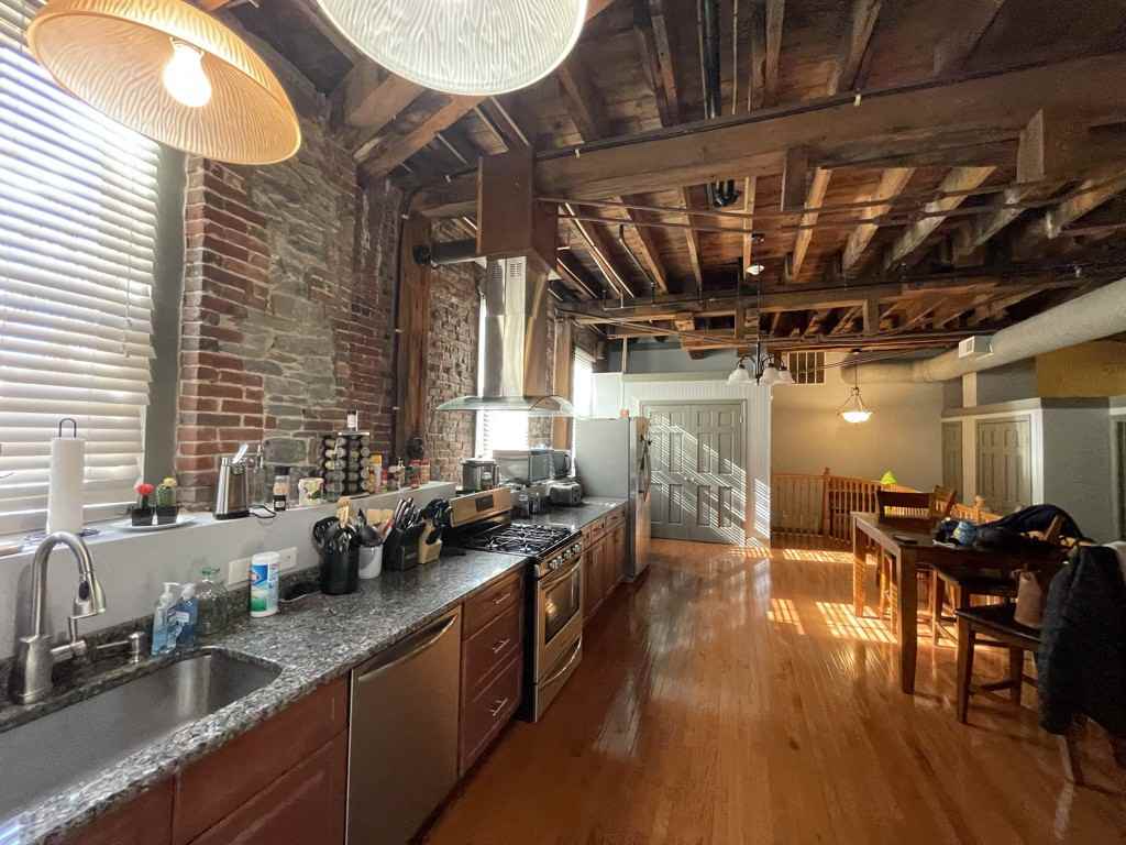 6 Lowell Street - Photo 3 of 19