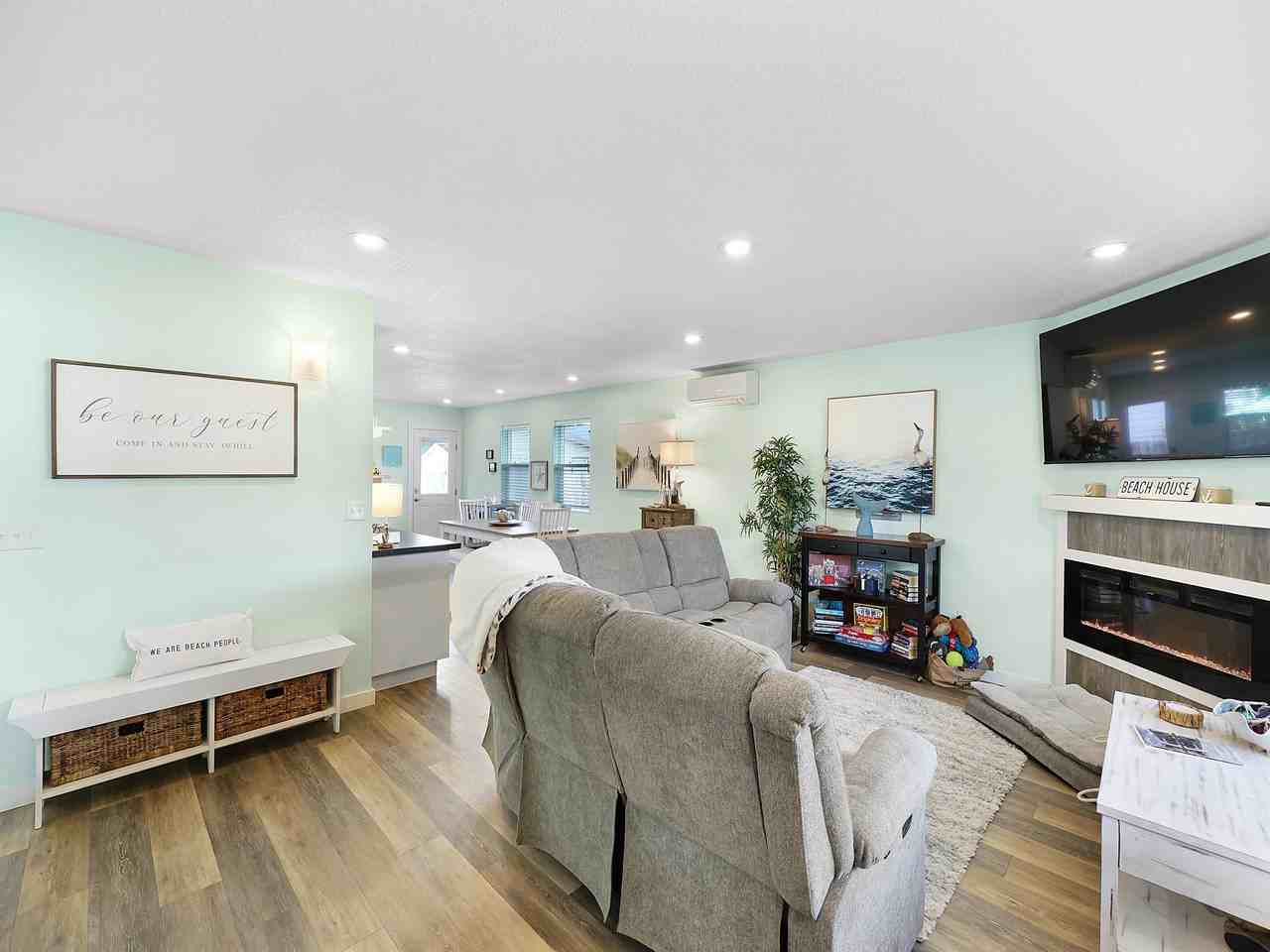 145 North Dolphin Street #1 - Photo 4 of 50