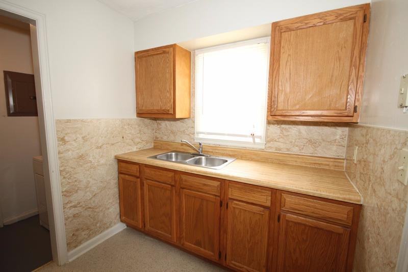 324 W Home St #1 - Photo 5 of 15