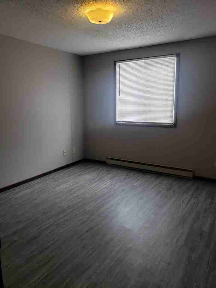 204 Kenwood DriveApt. #204-104 - Photo 3 of 9